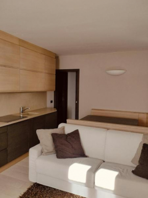 White Nest Apartment